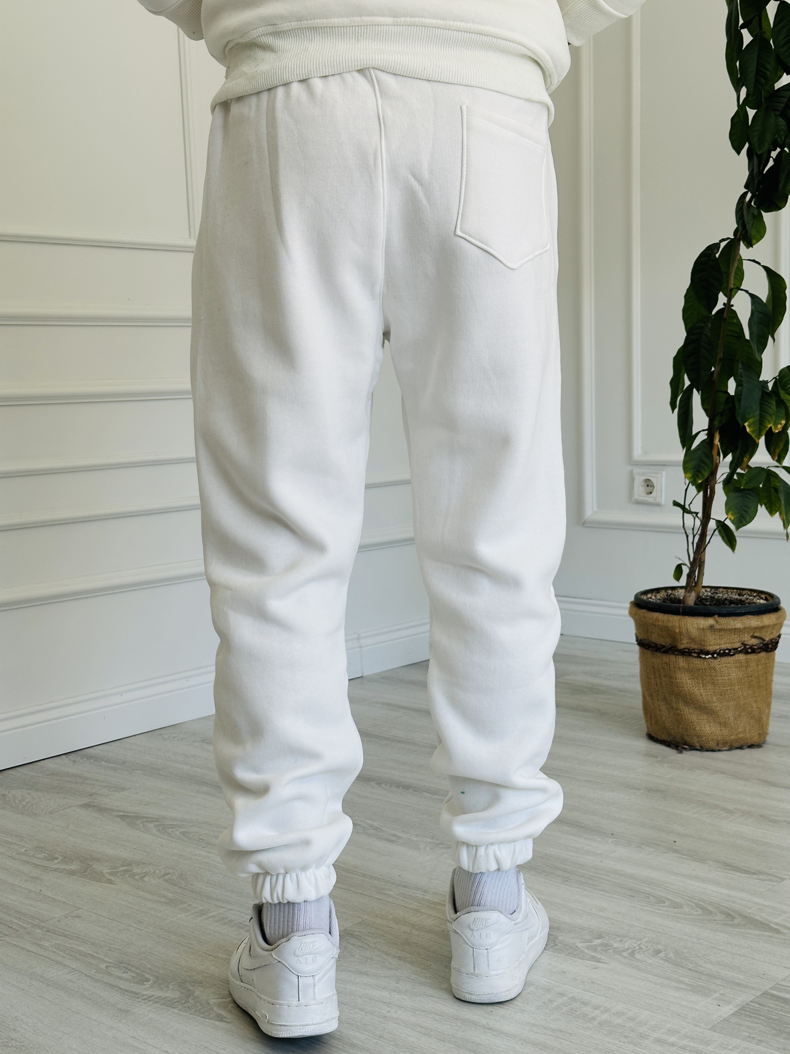 Beyaz Jogger Eşofman Altı