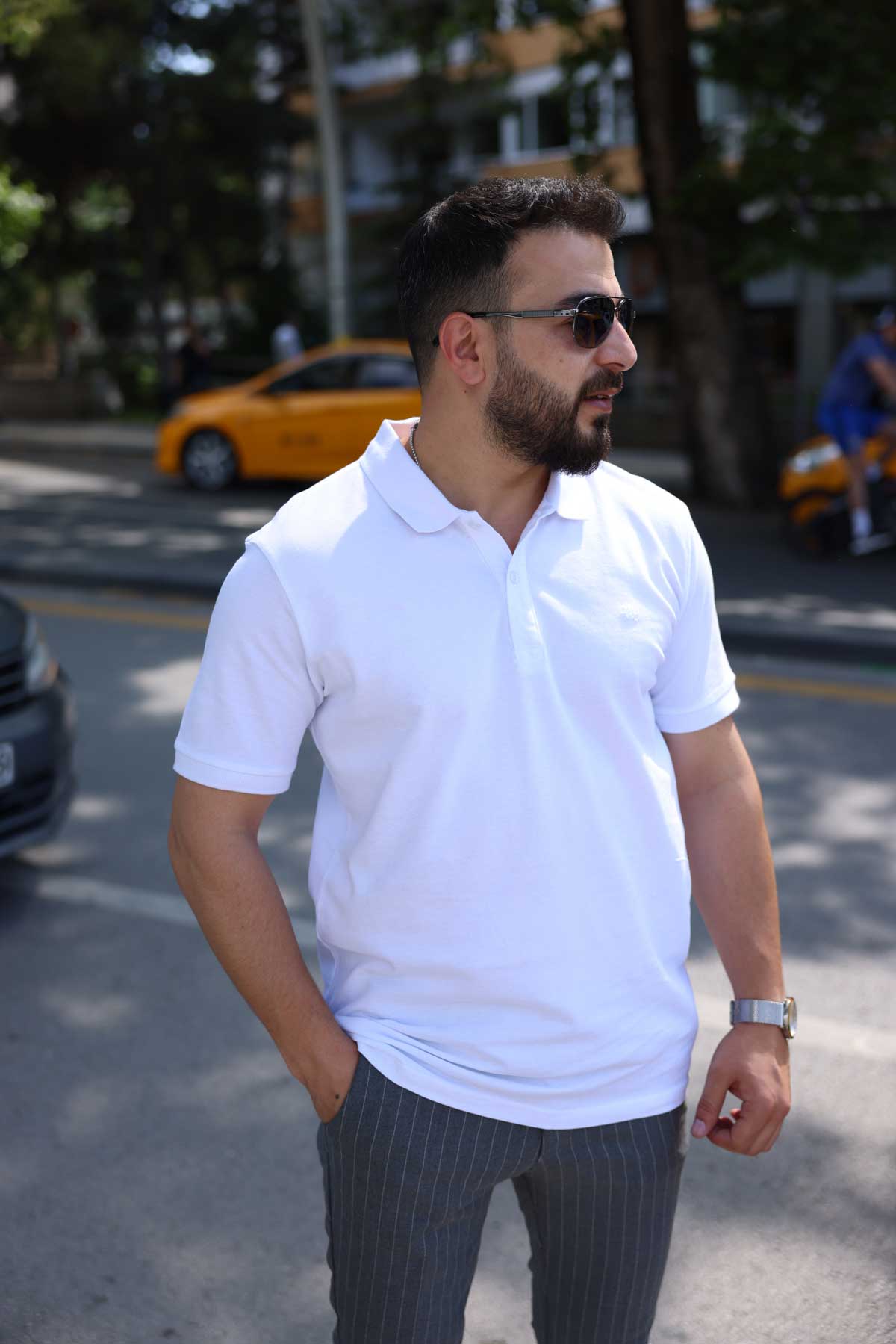 Beyaz Düz - Yakalı Tişört