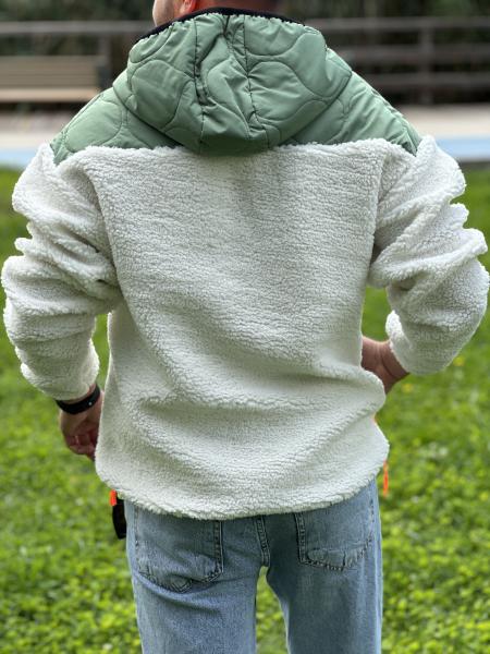 Paraşüt Kumaş Kapüşonlu Yeşil Peluş Mont
